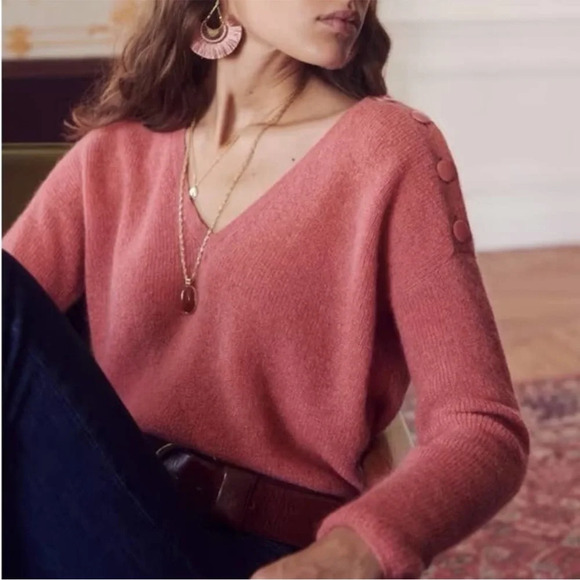 Sezane Sweaters - NWOT SEZANE Nelson Alpaca/ Kid Mohair V Neck Mauve Button Detail Sweater S